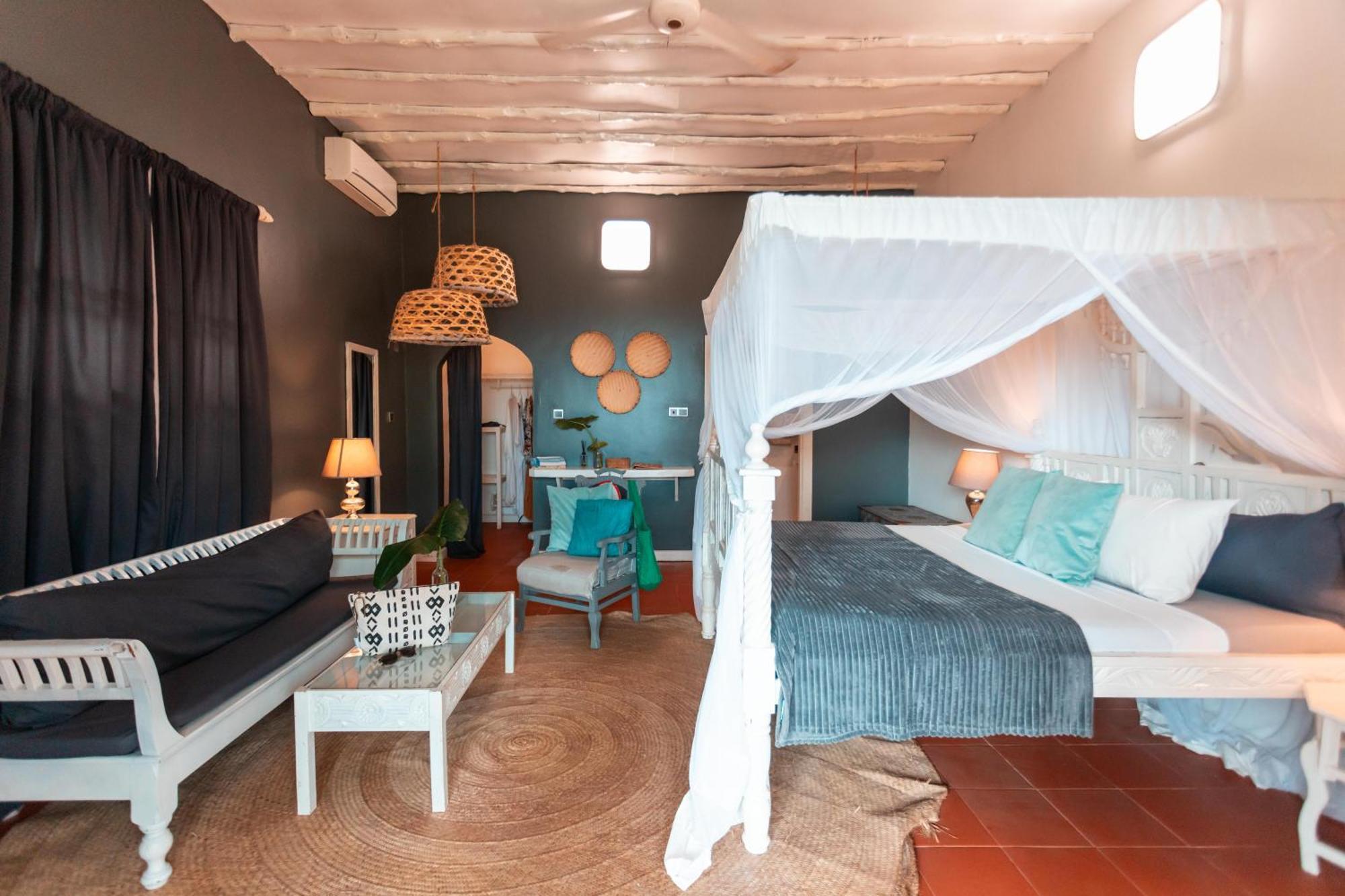 B4 Boutique Hotel ปาเยอ ภายนอก รูปภาพ