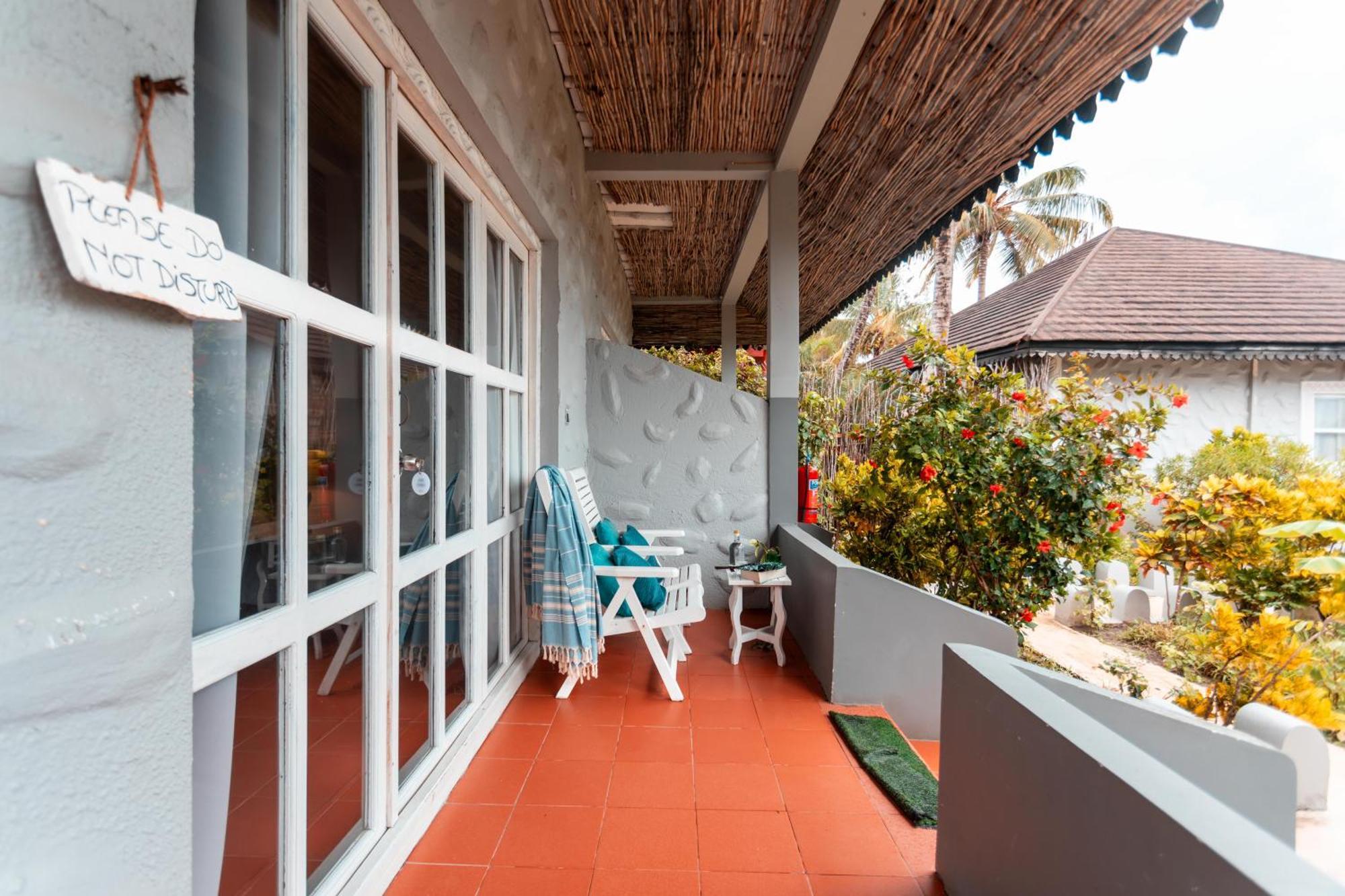 B4 Boutique Hotel ปาเยอ ภายนอก รูปภาพ